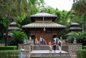 Restaurant Brisbane, Nepalese temple